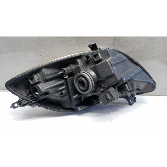 RIGHT HEADLIGHT TOYOTA Yaris 2008>2011 used