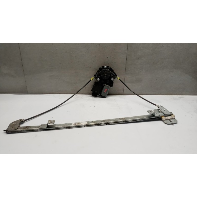 IVECO ALZA VETRI ANTERIORI DESTRO IVECO Daily 2006>2009 usato