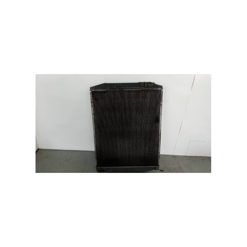 IVECO RADIATORE ACQUA IVECO Stralis 2013> usato