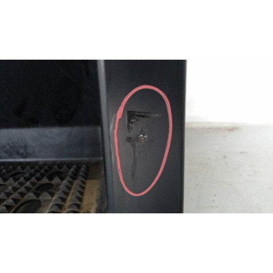 PEDANA SALITA A/DX IVECO Stralis 2013> usato