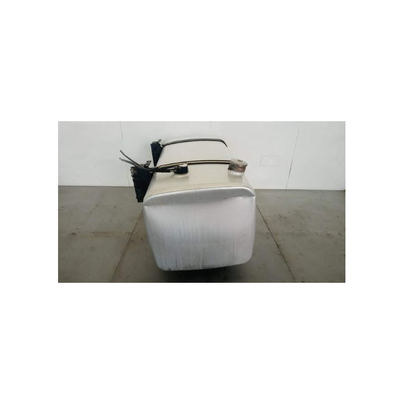 IVECO SERBATOIO CARBURANTE IVECO Stralis 2013> usato