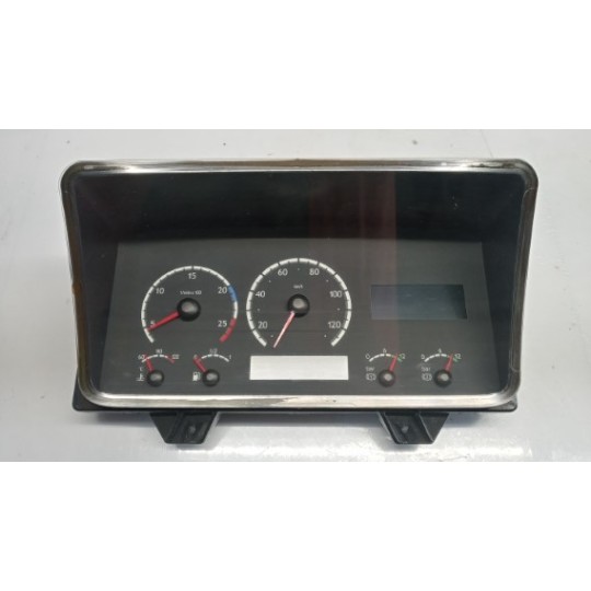 INSTRUMENT PANEL SCANIA Serie R 2005> used
