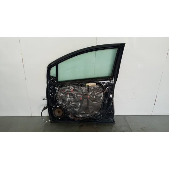 RIGHT FRONT DOOR  TOYOTA Yaris 2005>2008 used