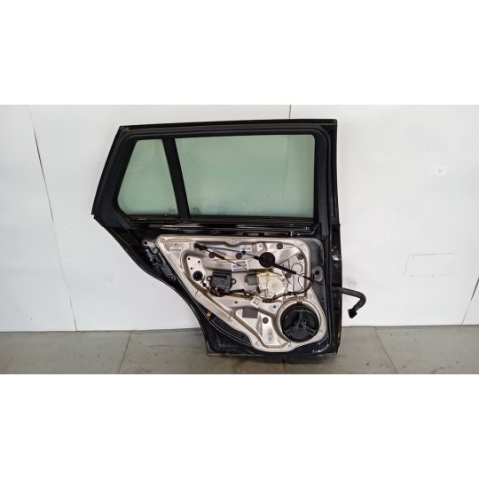 PORTA POSTERIORE SINISTRA MERCEDES-BENZ Classe C (W204) 2007>2011 usato