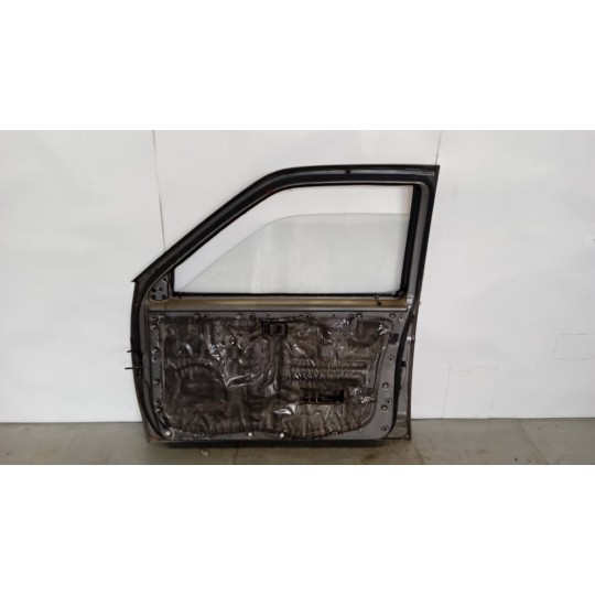 PORTA ANTERIORE DESTRA NISSAN King Cab 1988>1998 usato