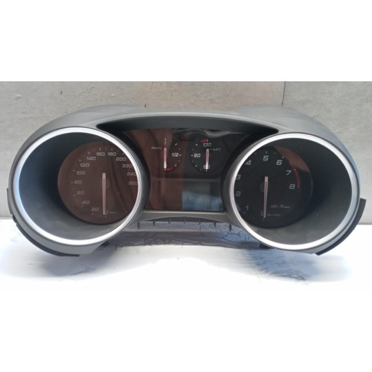 QUADRO STRUMENTI ALFA ROMEO Giulietta 2016> usato