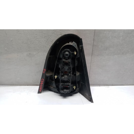 FARO POSTERIORE ESTERNO SINISTRO MERCEDES-BENZ Classe A (W168) 1997>2001 usato