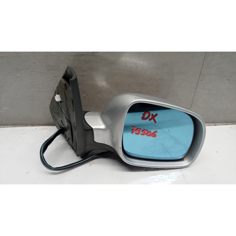 VOLKSWAGEN REARVIEW RIGHT  VOLKSWAGEN Bora 1998> used