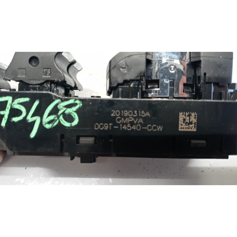 FORD INTERRUTTORI E PULSANTI ALZAVETRI FORD EcoSport 2018> usato