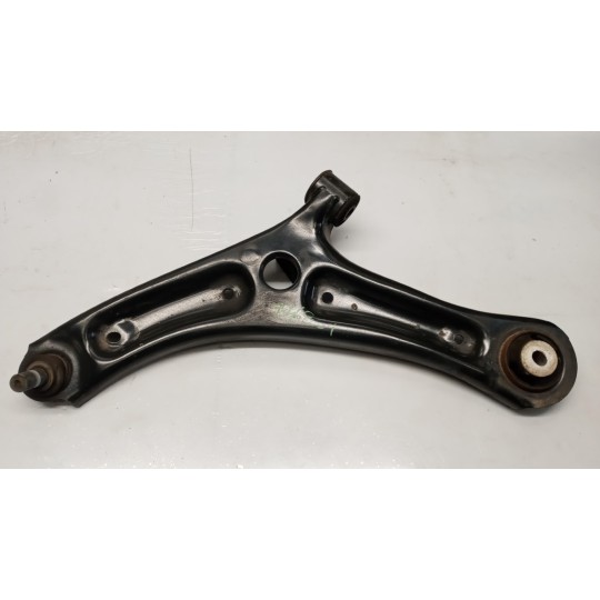 CONTROL ARM FRONT LOWER LEFT  FORD EcoSport 2018> used