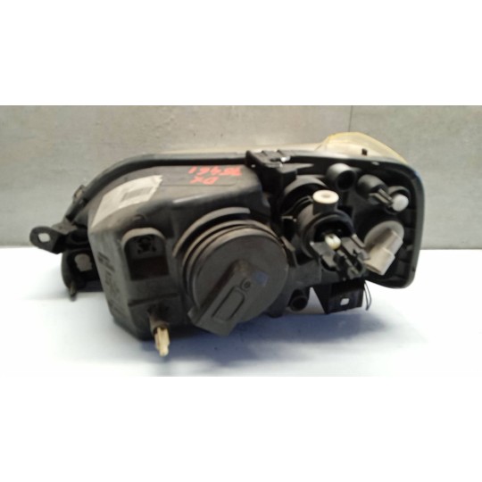 FARO ANTERIORE DESTRO DACIA Logan 2004>2008 usato