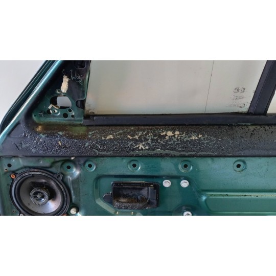 PORTA ANTERIORE DESTRA PEUGEOT 205 1983>1996 usato