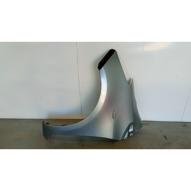 TOYOTA PARAFANGO ANTERIORE SINISTRO TOYOTA Yaris 2005>2008 usato