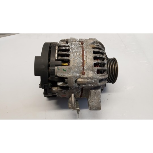 ALTERNATORE TOYOTA Yaris 2005>2008 usato