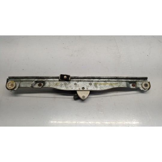 FRONT RIGHT POWERED WINDOWS  NISSAN truck Atleon used