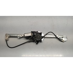 ALZA VETRI ANTERIORI...