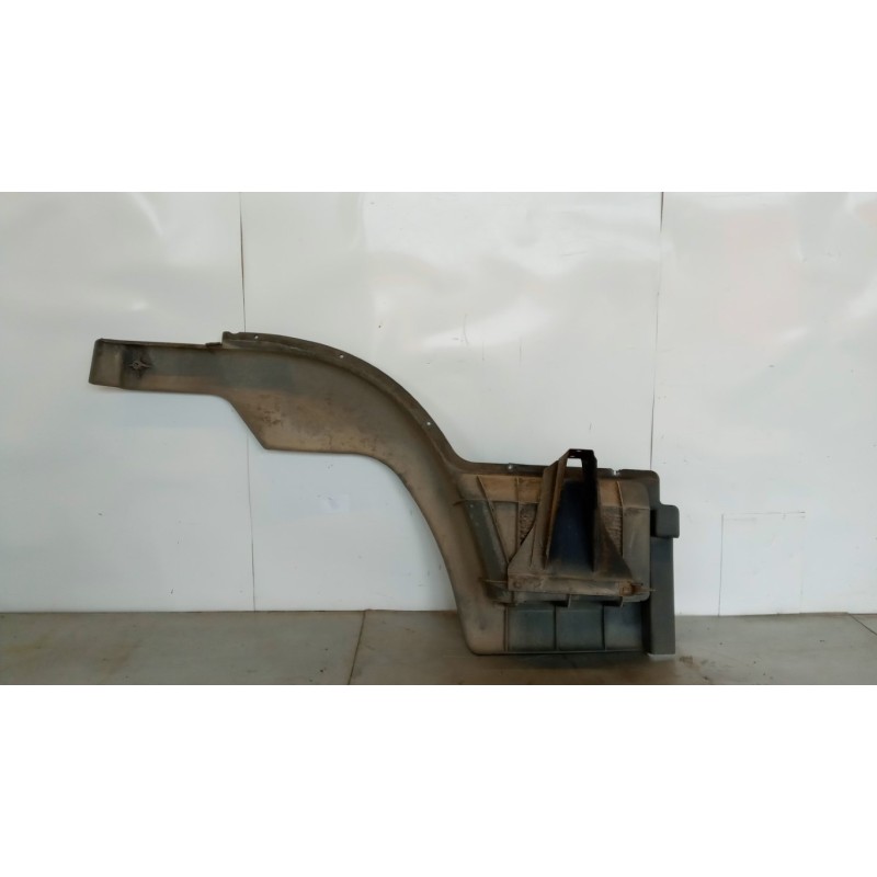 NISSAN truck LEFT FRONT MUDGUARD  NISSAN truck Atleon used