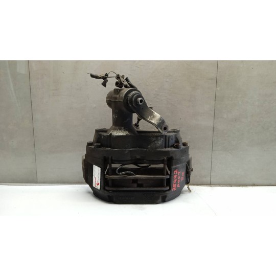 PINZA POSTERIORE SINISTRA NISSAN truck Atleon usato