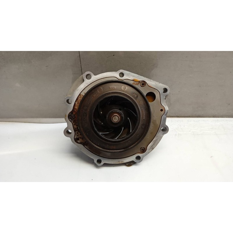 MAN POMPA ACQUA MAN TGX euro 6 usato