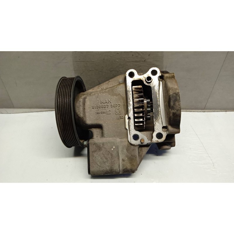 MAN POMPA ACQUA MAN TGX euro 6 usato