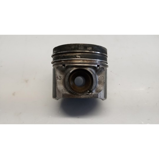 PISTON ENGINE  RENAULT van Master 2014>2019 used