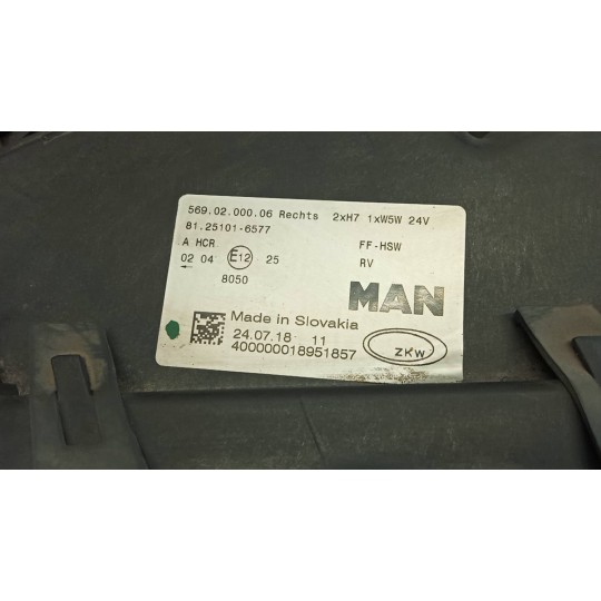 RIGHT HEADLIGHT MAN TGM used