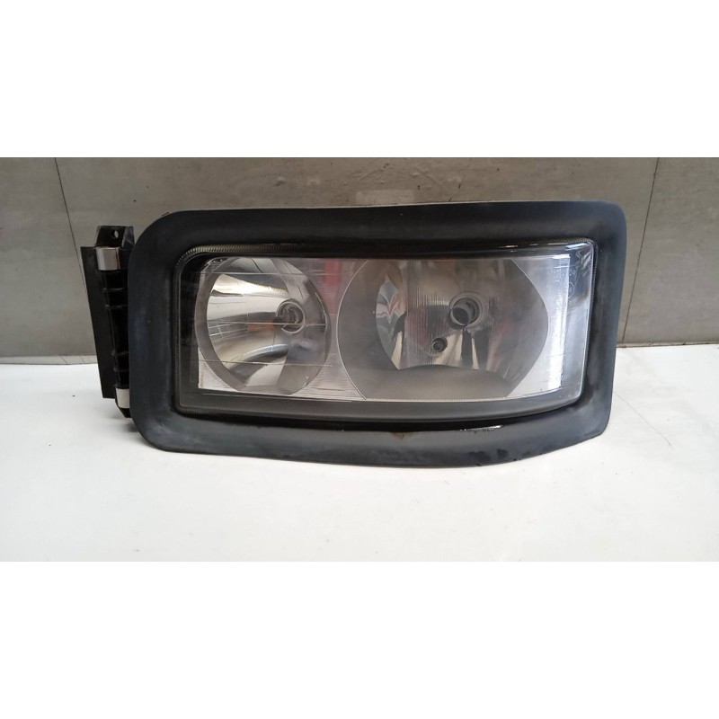 MAN FRONT LEFT FLASHLIGHT  MAN TGM used