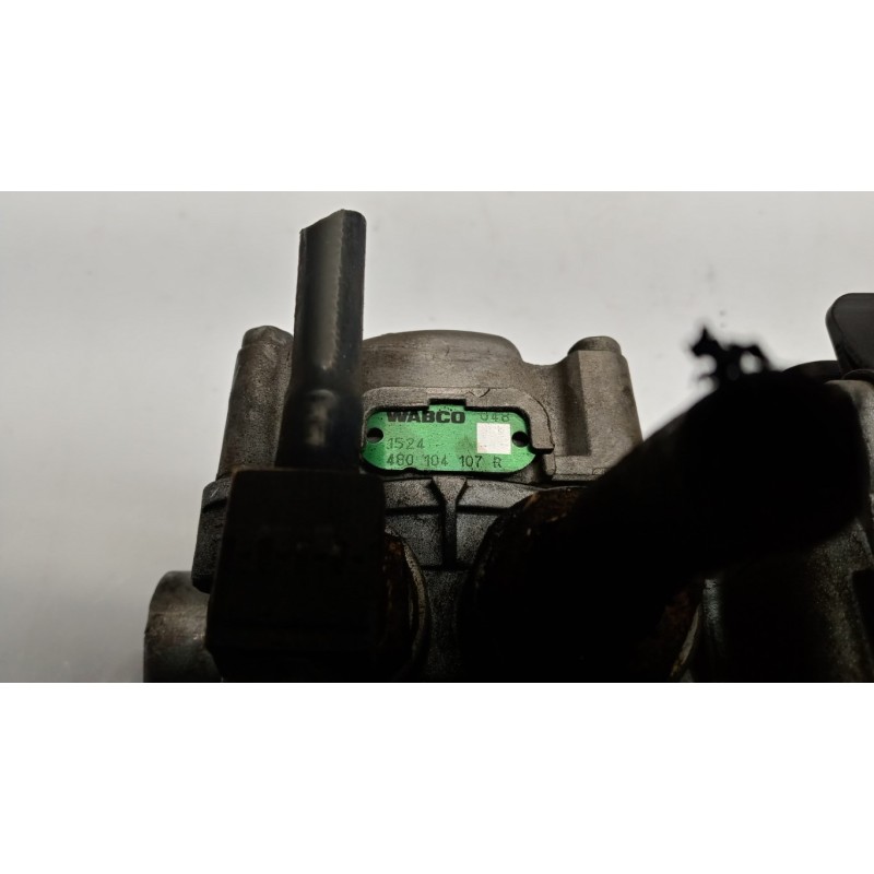 MAN VARIE FRENI 2 MAN TGM usato