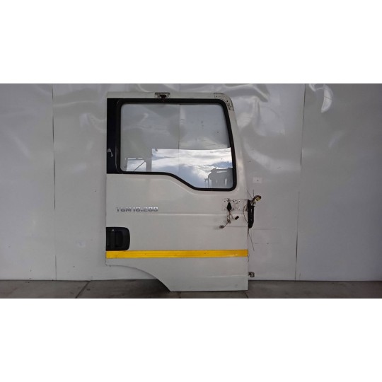 PORTA ANTERIORE DESTRA MAN TGM usato