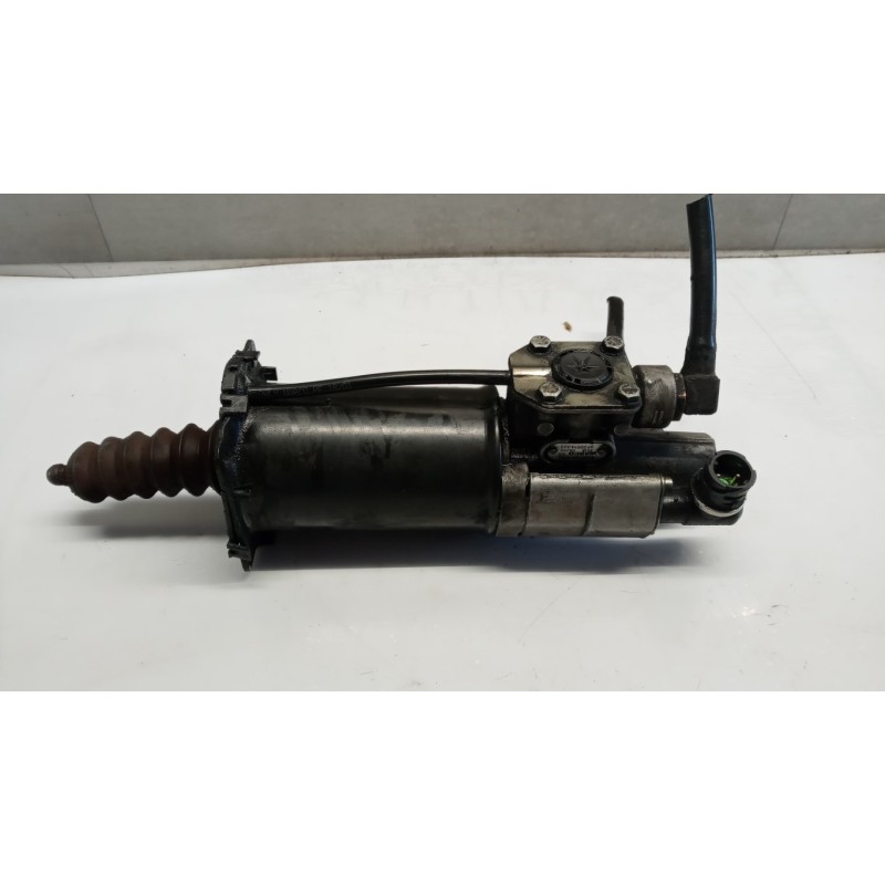 MAN PUMP CLUTCH MAN TGM used