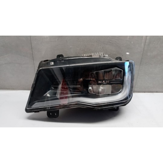 FARO ANT LED SINISTRO MAN TGX euro 6 usato