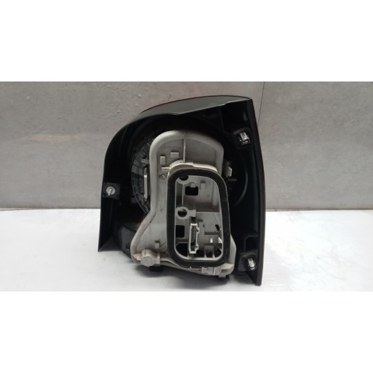 FARO POSTERIORE ESTERNO SINISTRO VOLKSWAGEN Polo 2005>2009 usato