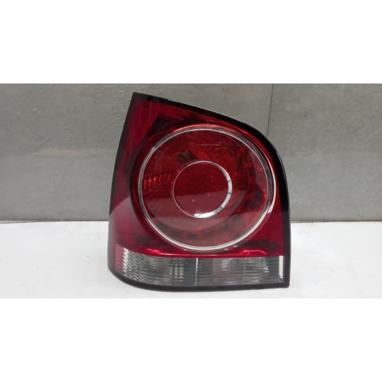 FARO POSTERIORE ESTERNO SINISTRO VOLKSWAGEN Polo 2005>2009 usato