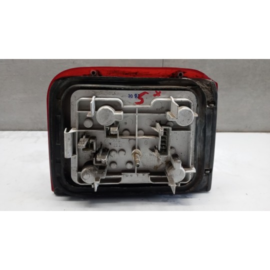 FARO POSTERIORE ESTERNO SINISTRO PEUGEOT 205 1983>1996 usato