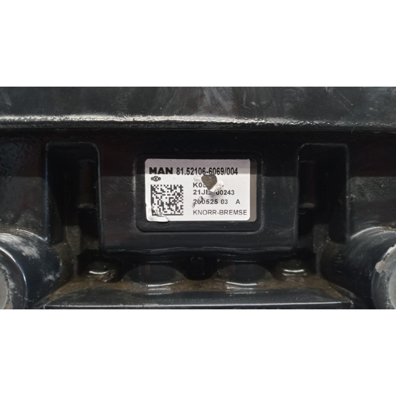 MAN VARIE FRENI 2 MAN TGX euro 6 usato