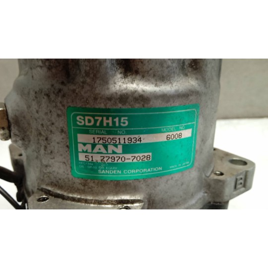 COMPRESSORE ARIA CONDIZIONATA MAN TGX euro 6 usato