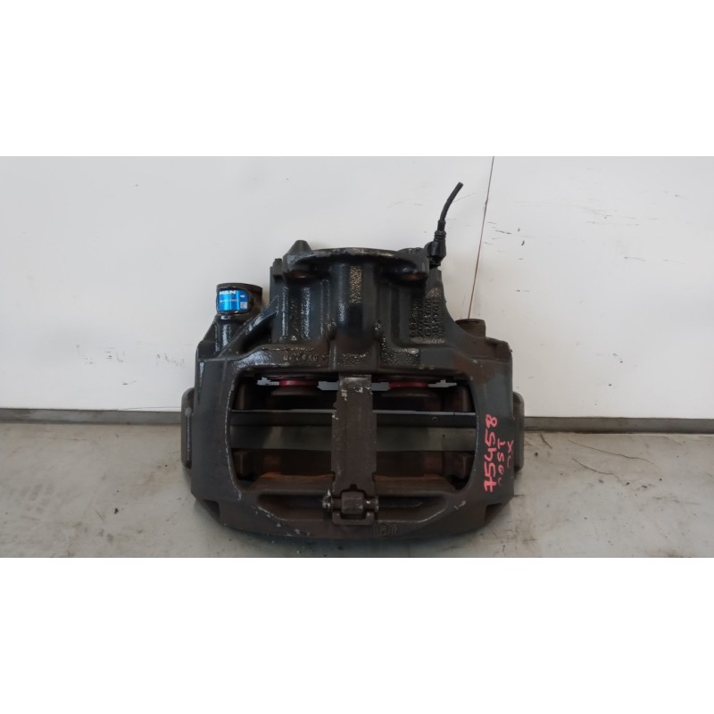 MAN PINZA POSTERIORE DESTRA MAN TGX euro 6 usato