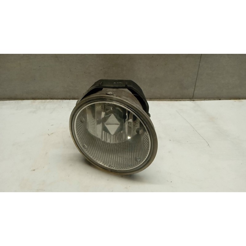 NISSAN FENDINEBBIA DESTRO NISSAN Navarra 2002>2004 usato