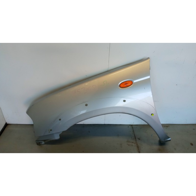 NISSAN LEFT FRONT MUDGUARD  NISSAN Navarra 2002>2004 used