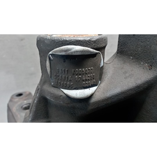 PINZA POSTERIORE DESTRA SCANIA Serie R 2005> usato