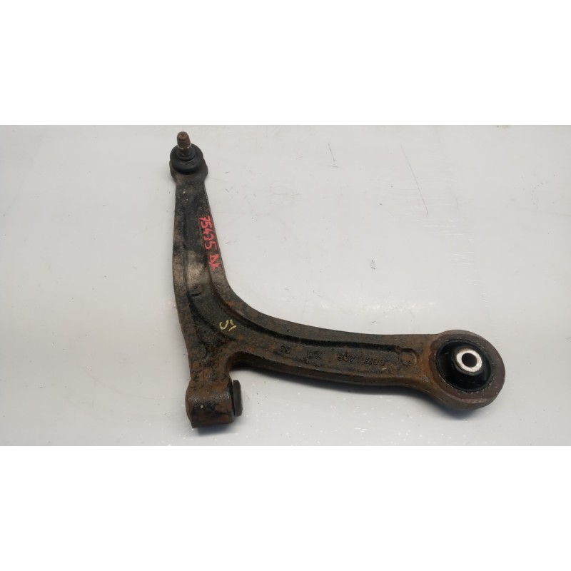 FIAT BRACCIO OSCILLANTE ANTERIORE INFERIORE DESTRO FIAT F.500 2007>2015 usato