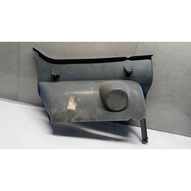 SCANIA PLASTICHE ESTERNE VARIE SCANIA Serie R 2005> usato