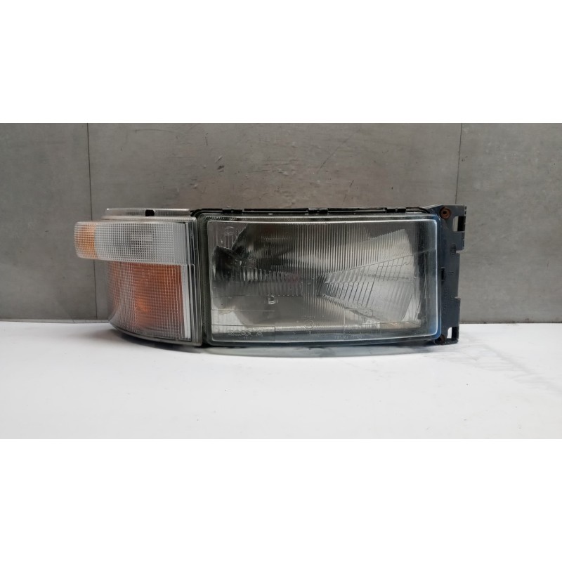 SCANIA RIGHT HEADLIGHT SCANIA Serie R 2005> used