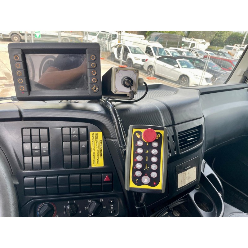 IVECO IVECO STRALIS 260S33 COMPATTATORE RIFIUTI OMB EURO 6