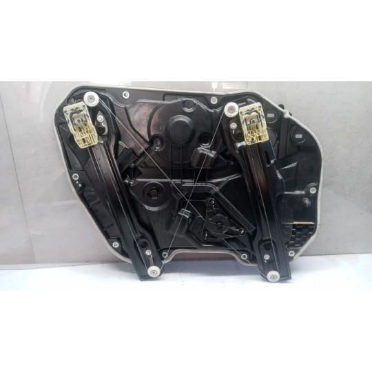 FRONT RIGHT POWERED WINDOWS  BMW Serie 1 (F40) 2019> used