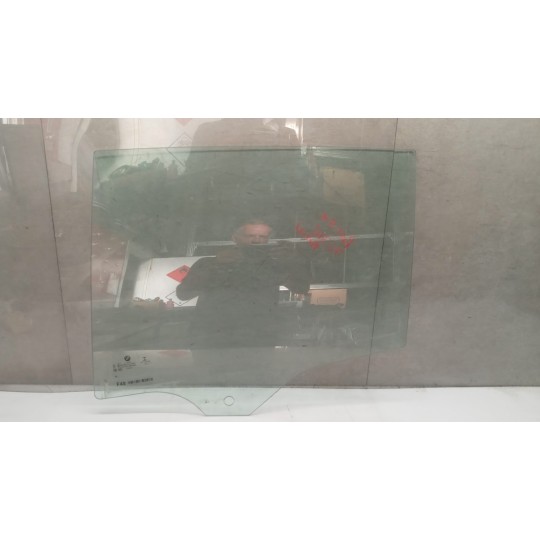 GLASS REAR DOOR LEFT  BMW Serie 1 (F40) 2019> used