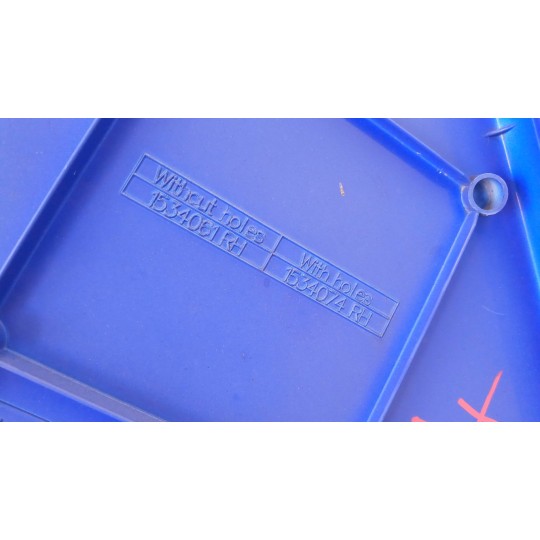 PLASTICHE ESTERNE VARIE SCANIA Serie R 2005> usato