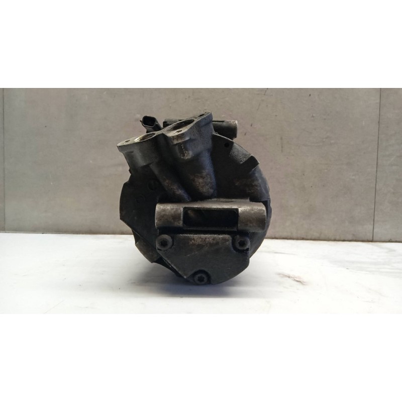 OPEL van COMPRESSORE ARIA CONDIZIONATA OPEL van Vivaro A 2006>2014 usato