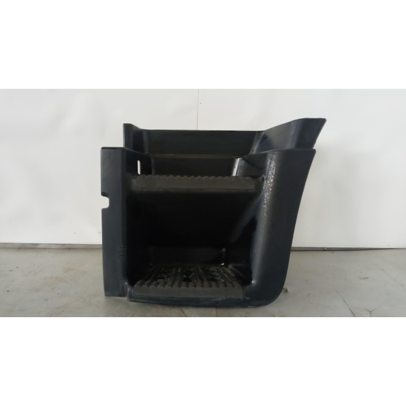 IVECO PEDANA SALITA A/SX IVECO Stralis 2013> usato