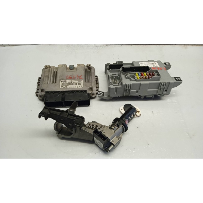 FIAT CENTRALINA MOTORE FIAT Doblo' 2009>2014 usato